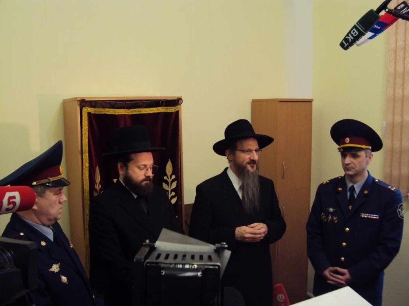 במעמד היסטורי: בית כנסת נחנך עבור אסירים יהודים בבית הכלא ברוסיה