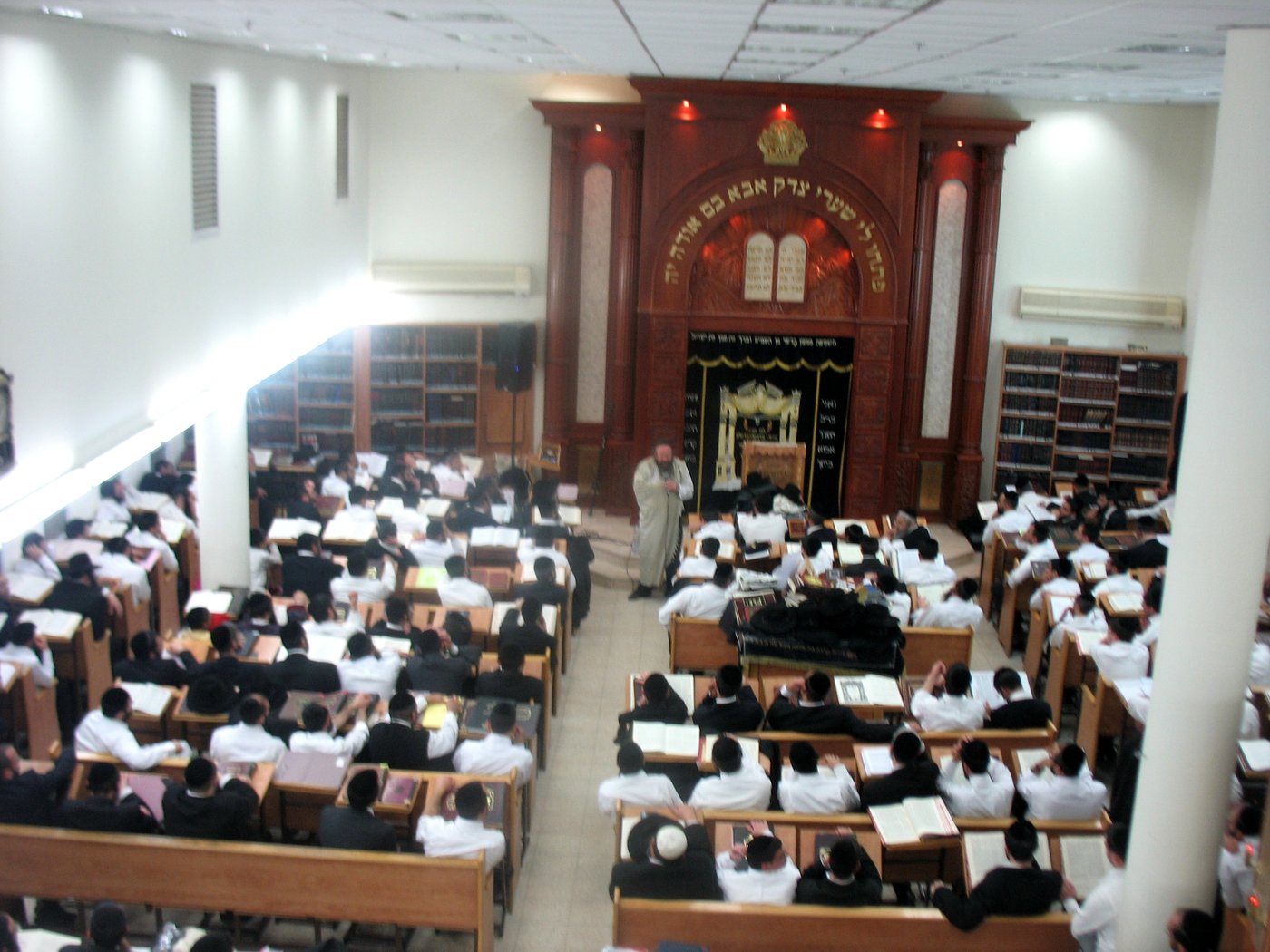 עד עלות השחר: ערב של התעלות עם הרב יעקב עדס