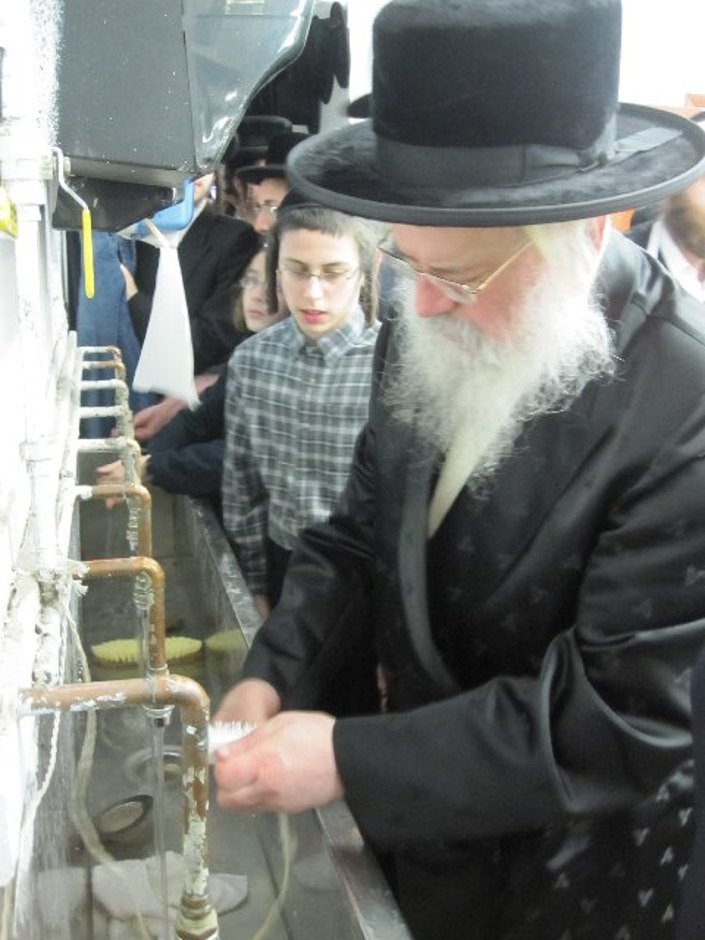לְשֵׁם מַצַּת מִצְוָה: ה´גדולים´ מתכוננים לפסח