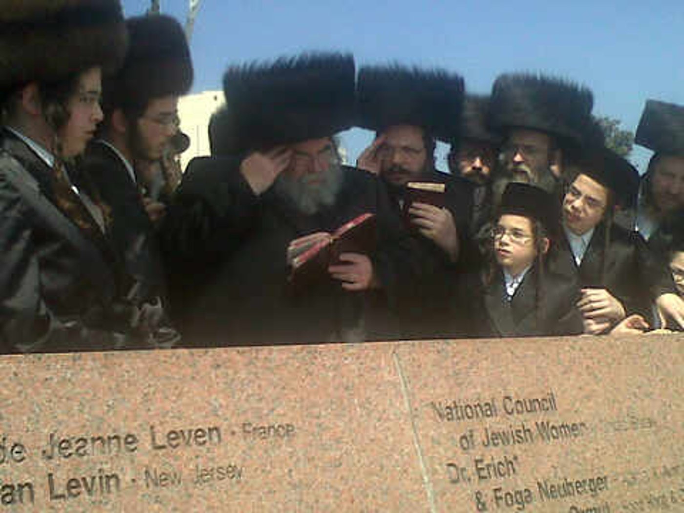 ביקור חג: הגראי"ל שטיינמן בבית הגרמי"ל לפקוביץ