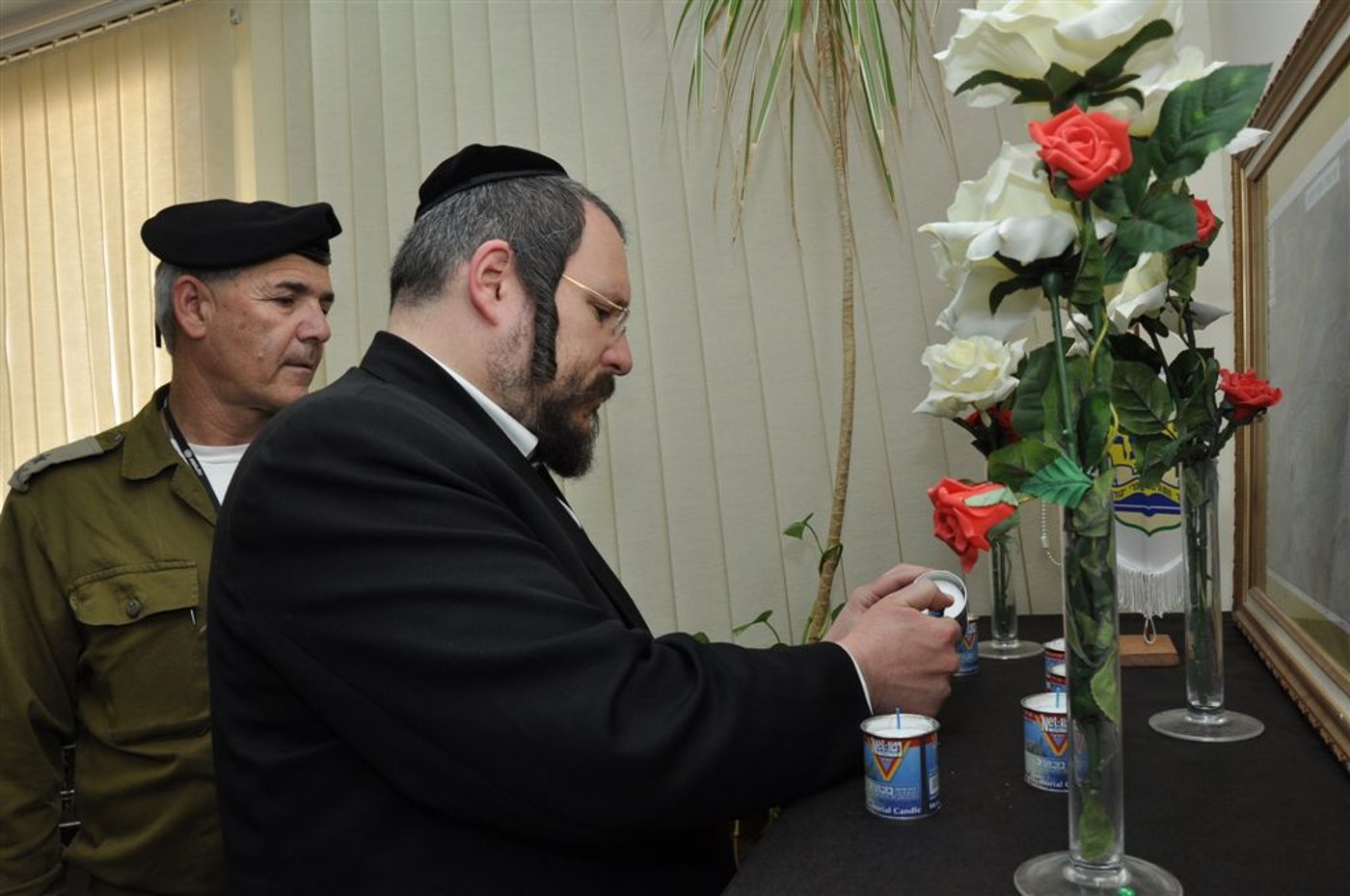 ביתר-עילית: ראש העיר ואלוף הפיקוד קראו פרקי תהילים