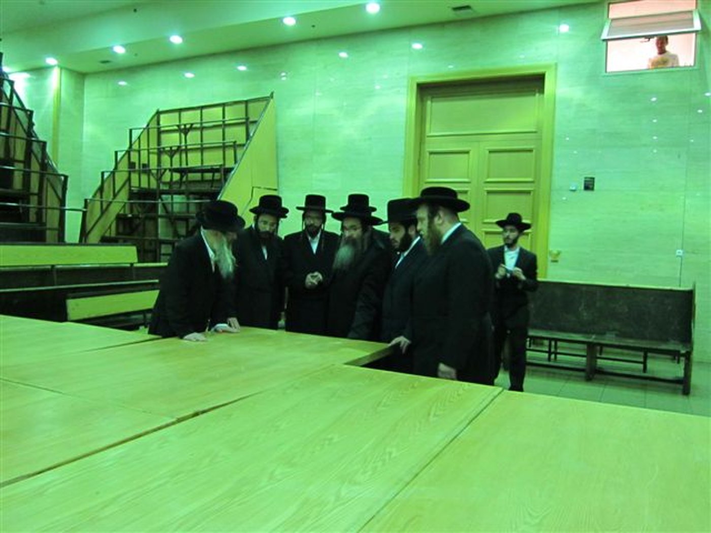 תיעוד: האדמו"ר מספינקא עם האדמו"ר מבעלזא