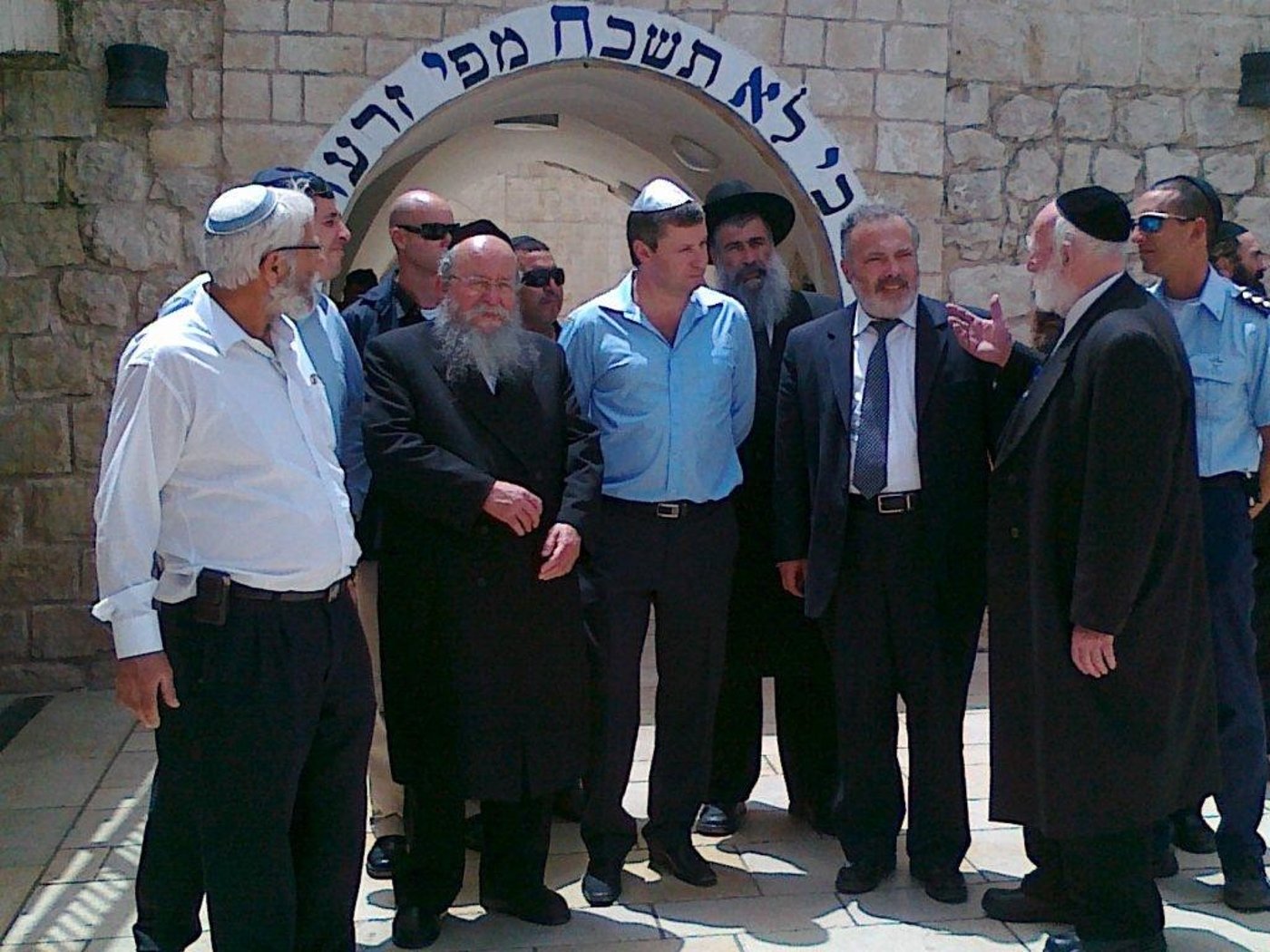 ארבעה ימים להילולא: הכנות שיא במירון