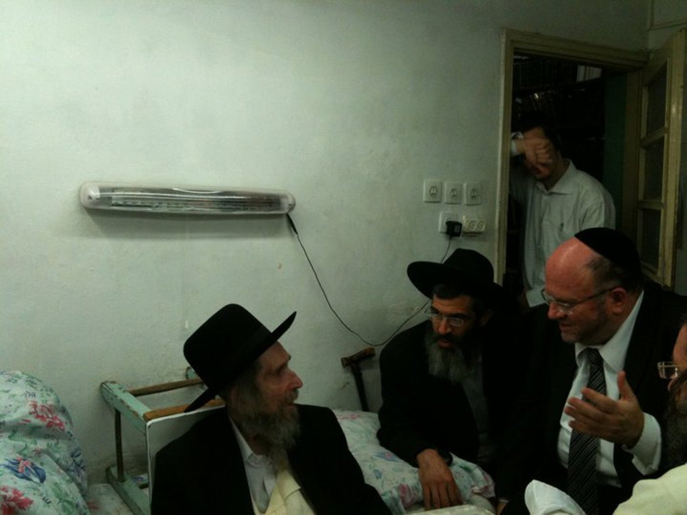 הגראי"ל הורה לתמוך בגיא-רון. מתחריו: "הוא שמאל קיצוני"