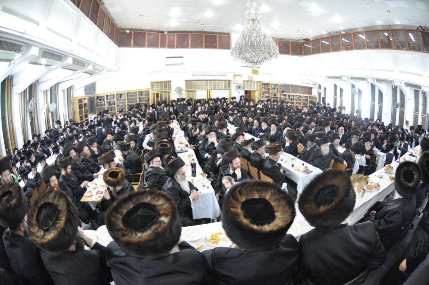 לקראת חתונת הענק: האדמו"ר מספינקא ישתחרר מבית-הכלא