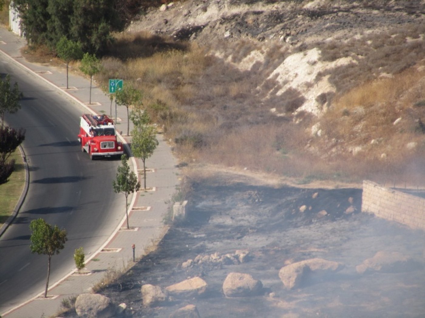 'עונה בוערת': דליקת ענק ברמת בית שמש