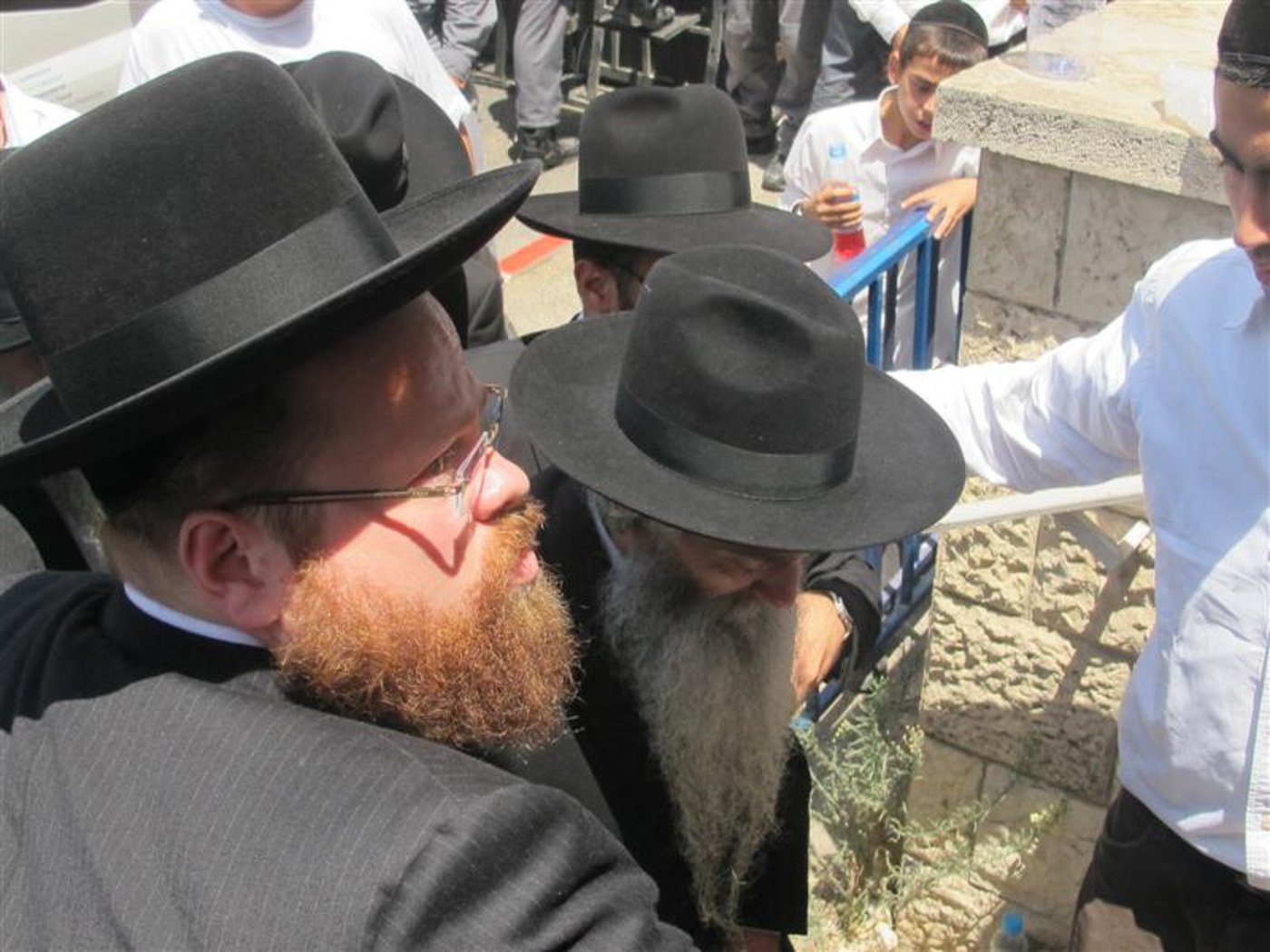 הרב עובדיה מירר בהלוויה: "מבקשים מחילה מהצדיק"