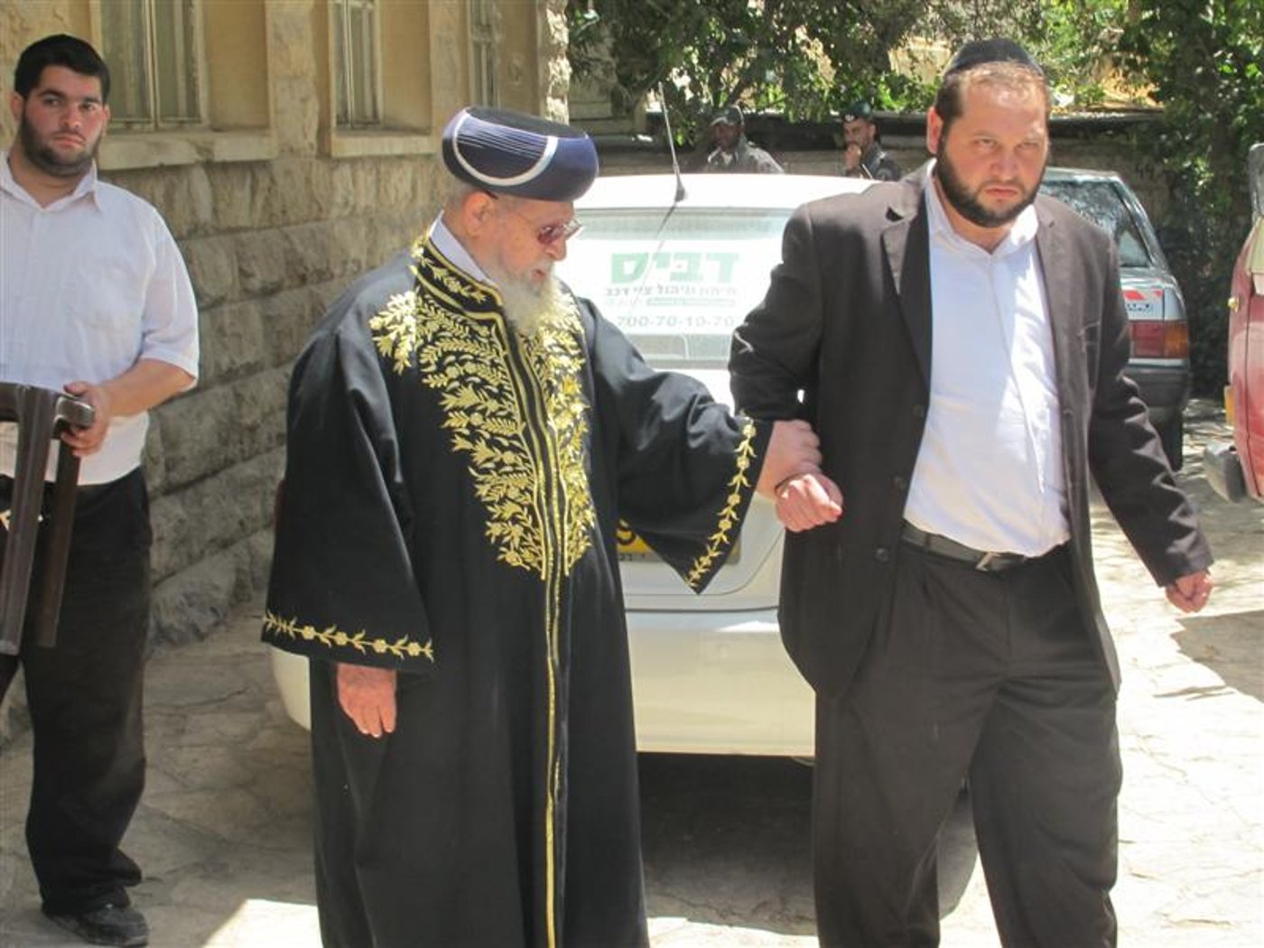 הרב עובדיה מירר בהלוויה: "מבקשים מחילה מהצדיק"