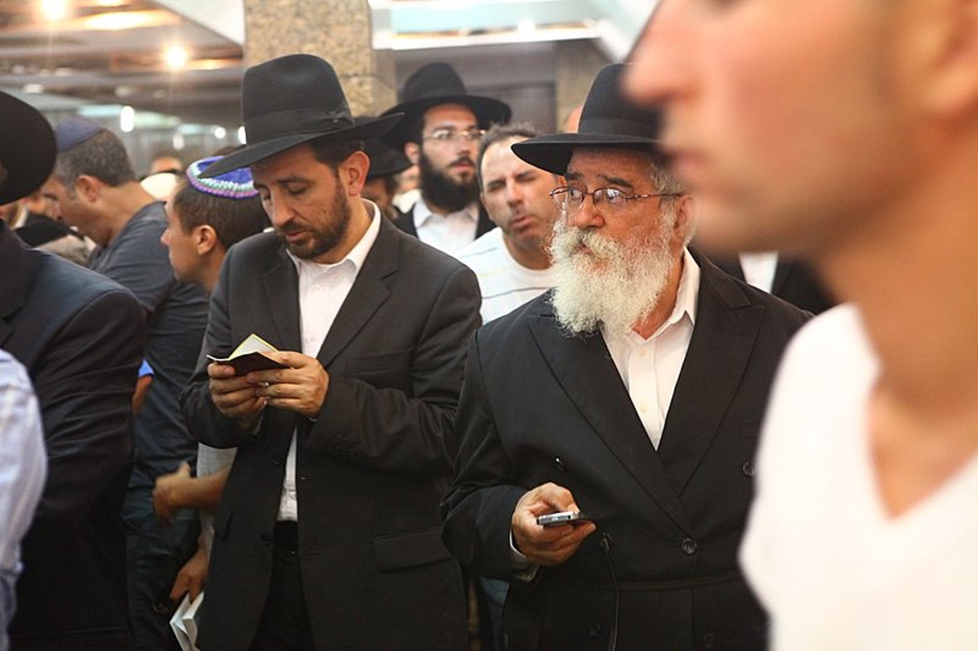 משפחת אבוחצירא אבלה: יום עם אלפי המנחמים ● מיוחד