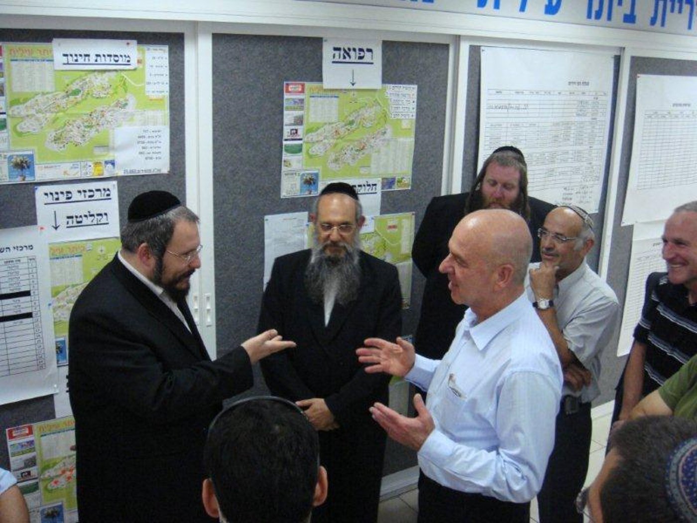 השר מתן וילנאי: "תלמדו מוכנות לשעת חירום מביתר-עילית"