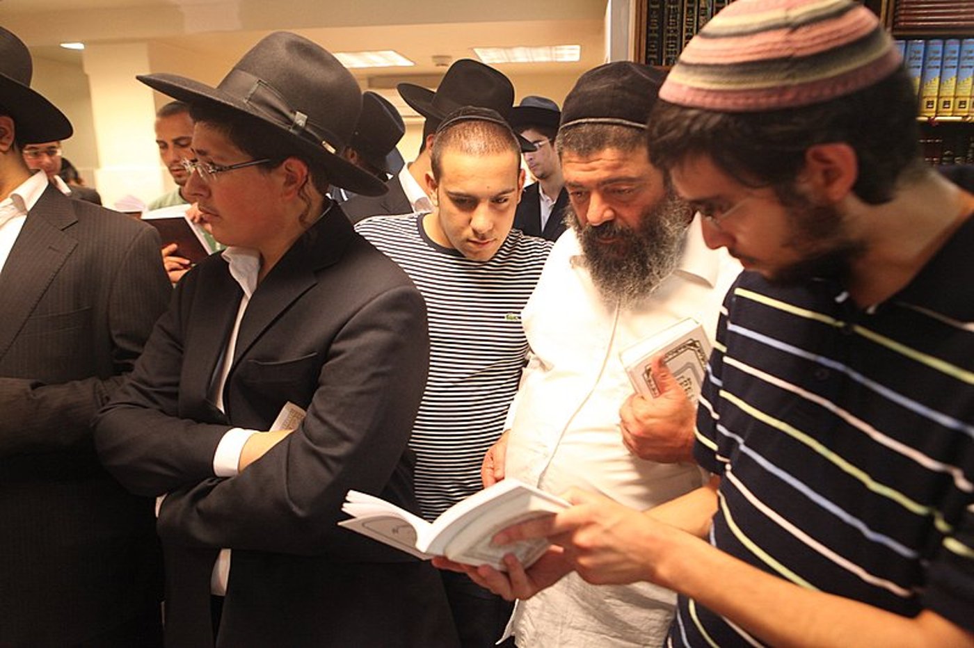 תיעוד מיוחד: מרן הרב עובדיה יוסף מבכה את חורבן המקדש