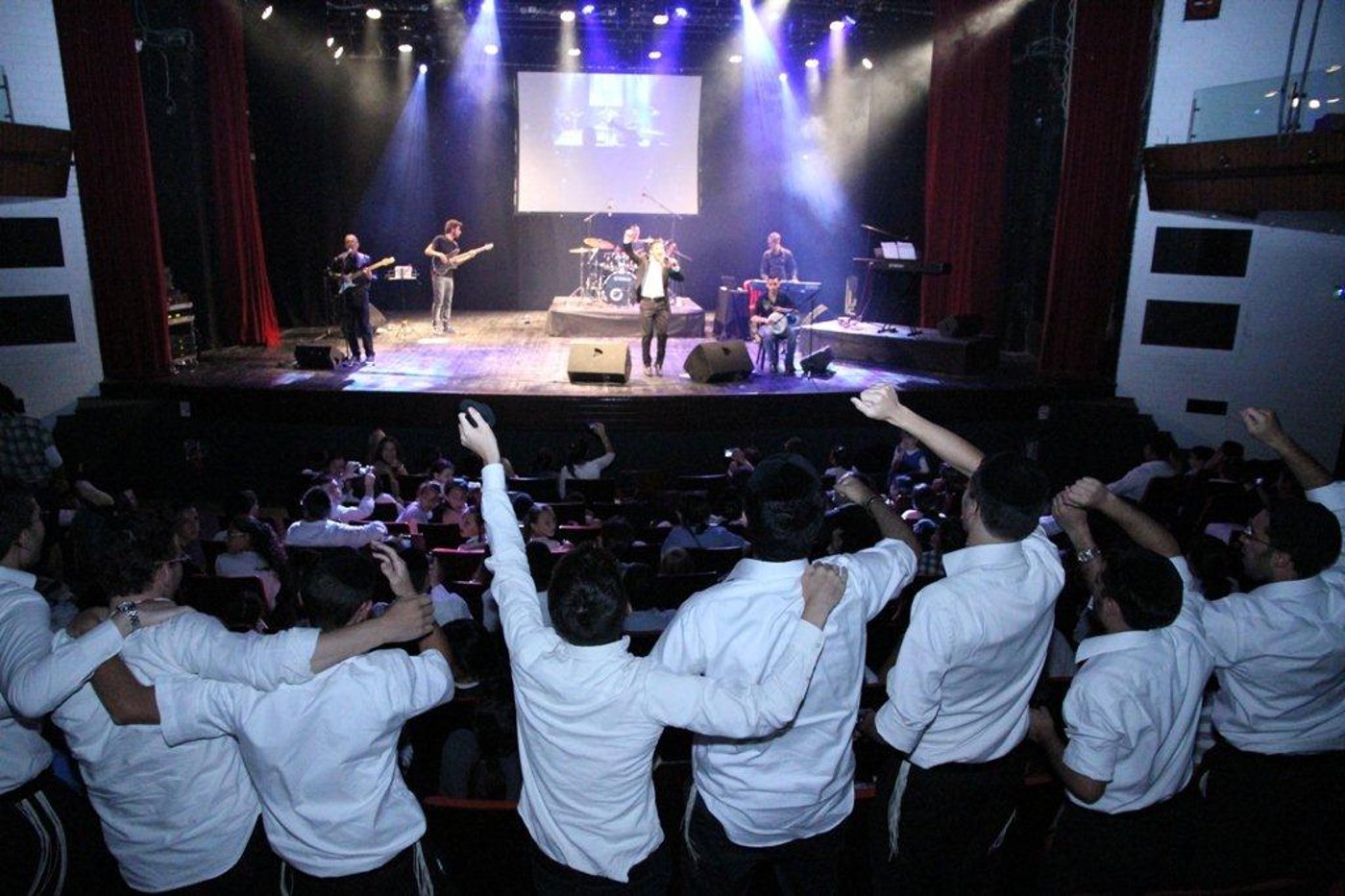 צפו בגלריה: דדיה ושיינפלד בסבב הופעות