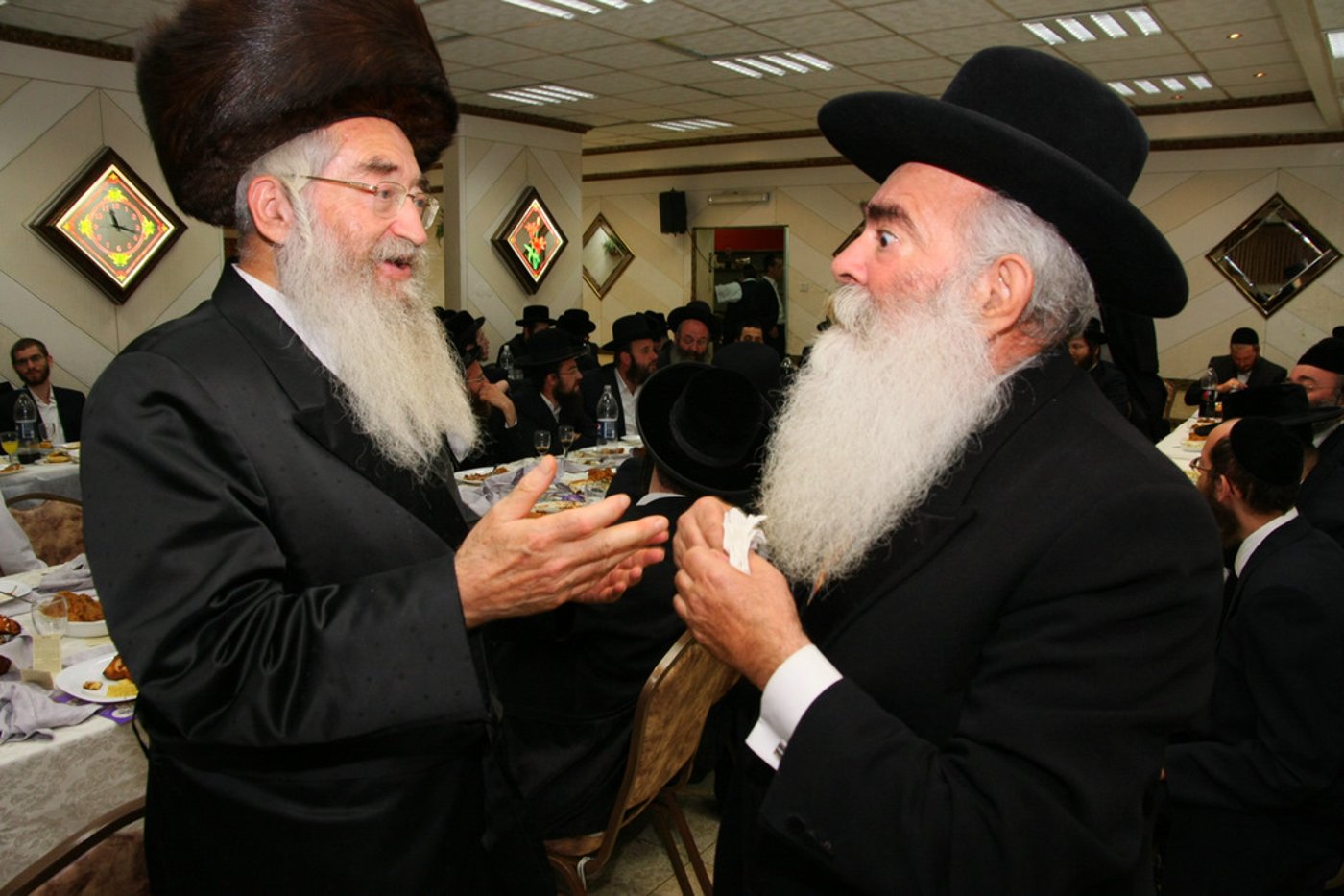צפו: שבע ברכות שהפך ל"ערב חזנות"