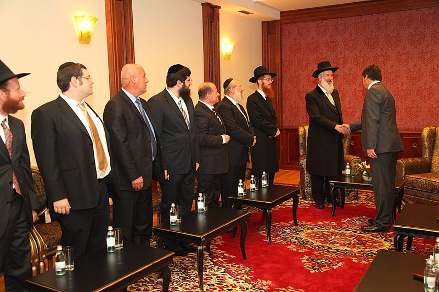 ה'באבא' המוסלמי לרב מצגר: "ארורים ההורגים בשם הדת"