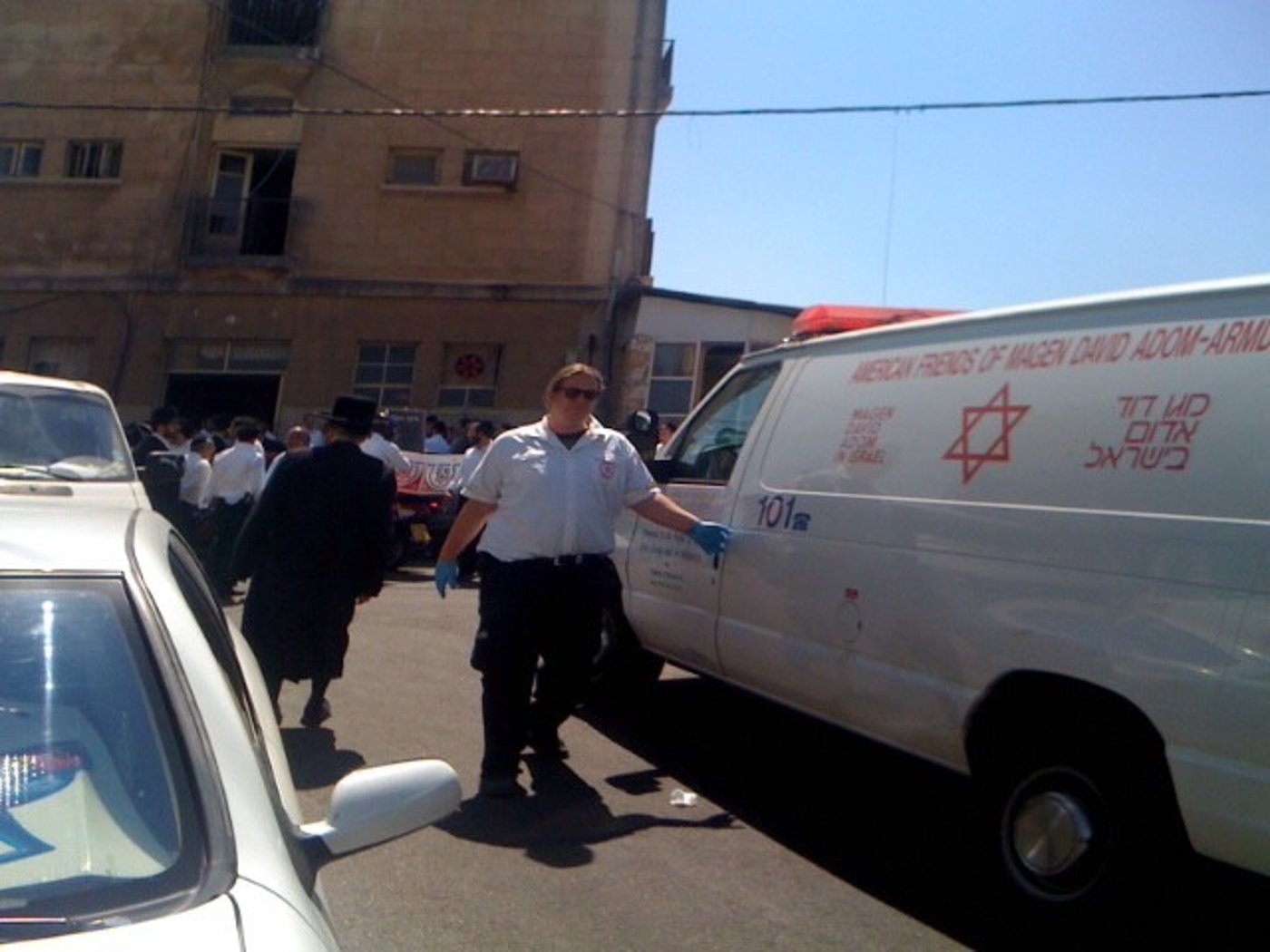 חודש 'אלול' בישיבת פוניבז', פטישים, מכות ואפילו פצועים