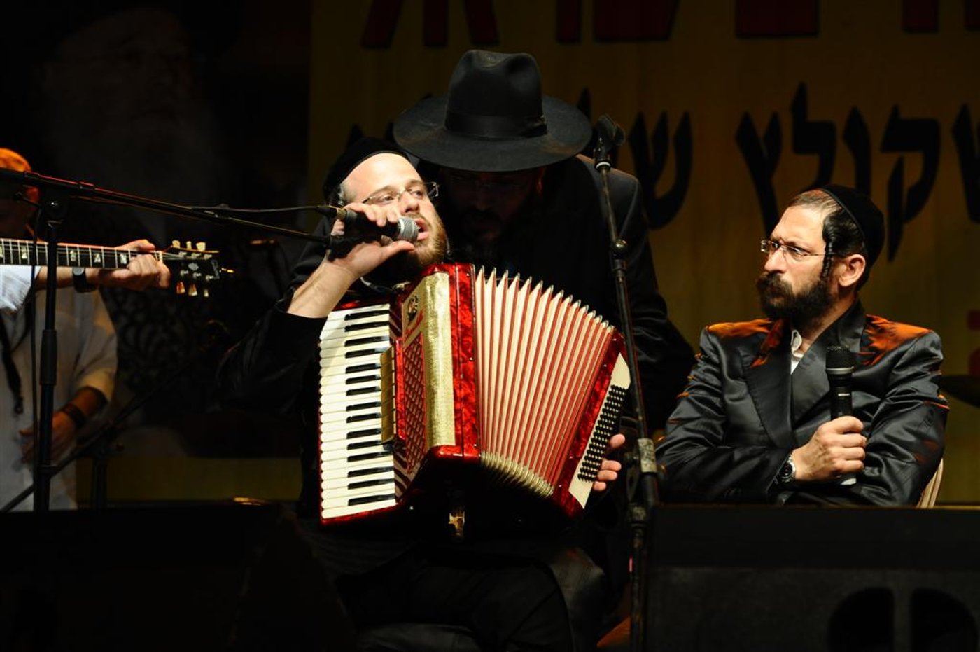 30 אלף איש רקדו עם מישקולץ ● מרהיב