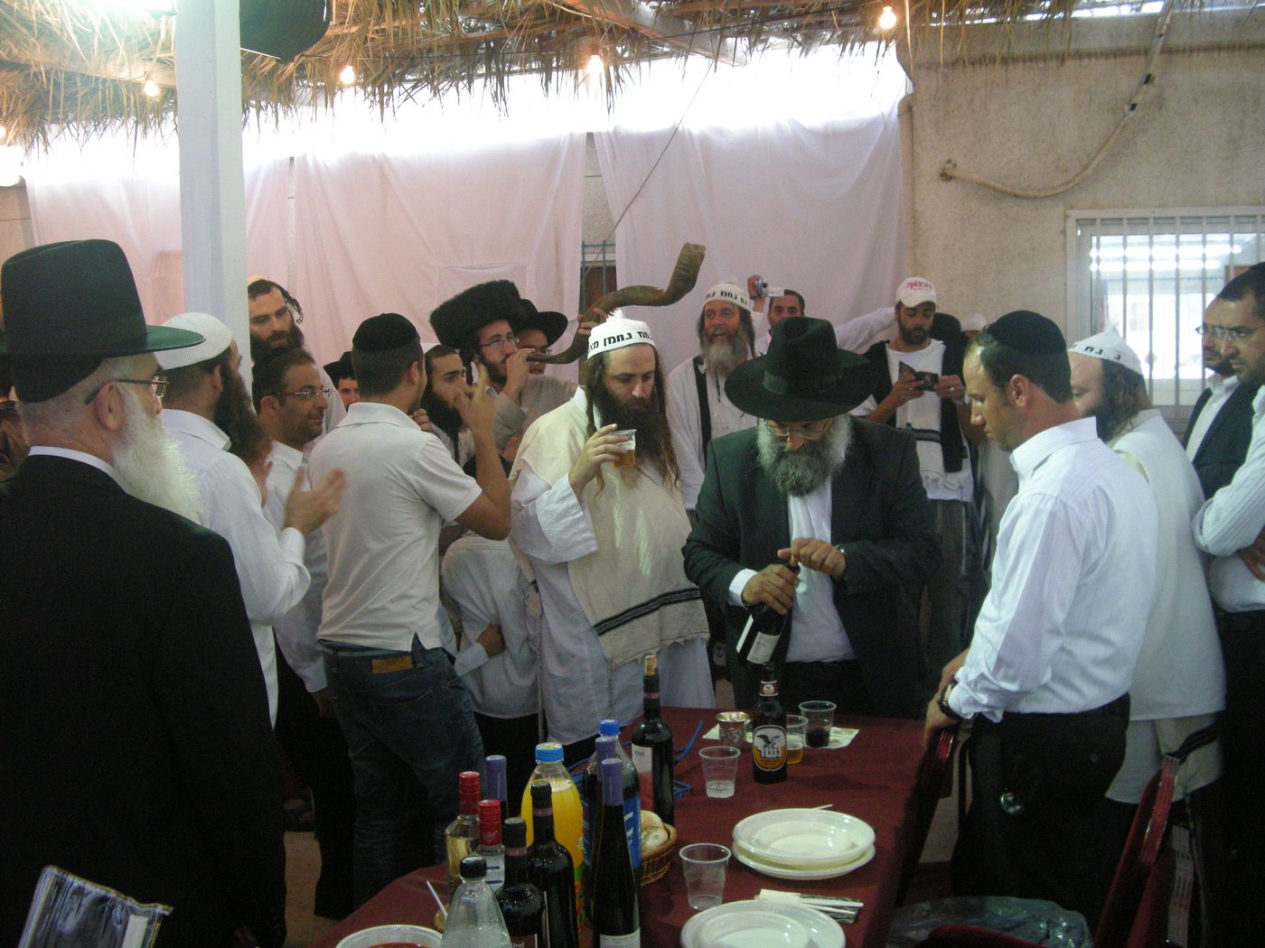 הילולת רבי נחמן מברסלב: סעודות בכל הארץ