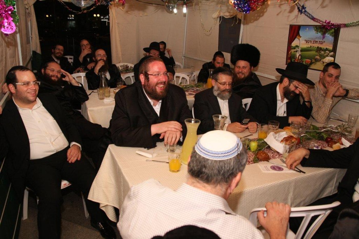 אושפיזין דבקהילה