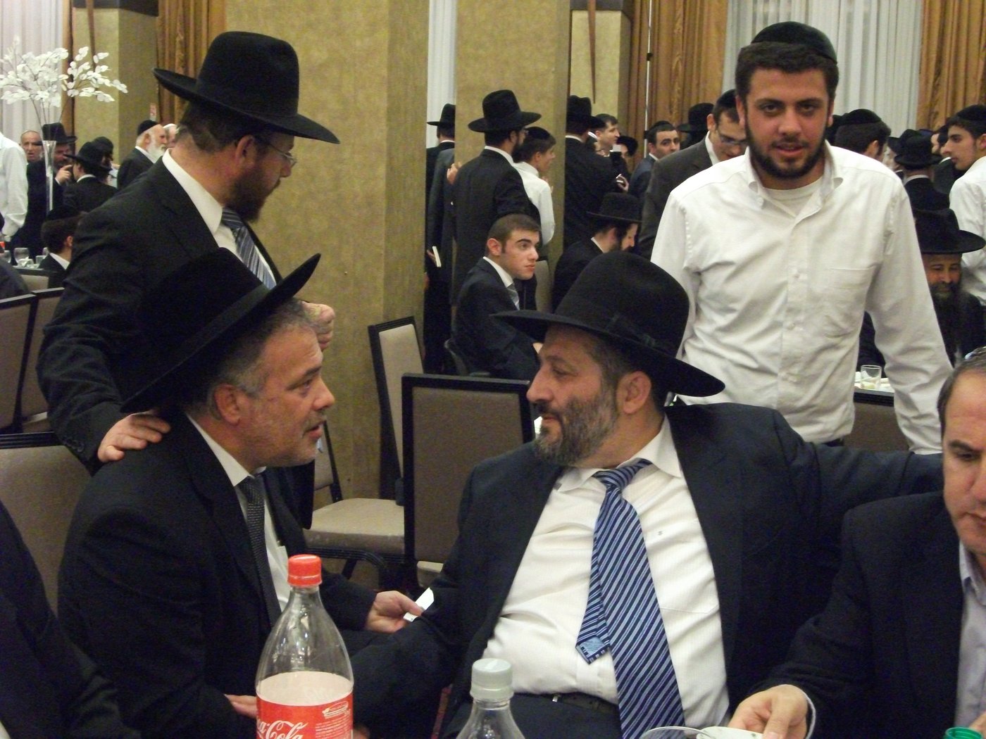 הרב דרעי חיתן, הצמרת התייצבה / גלריה