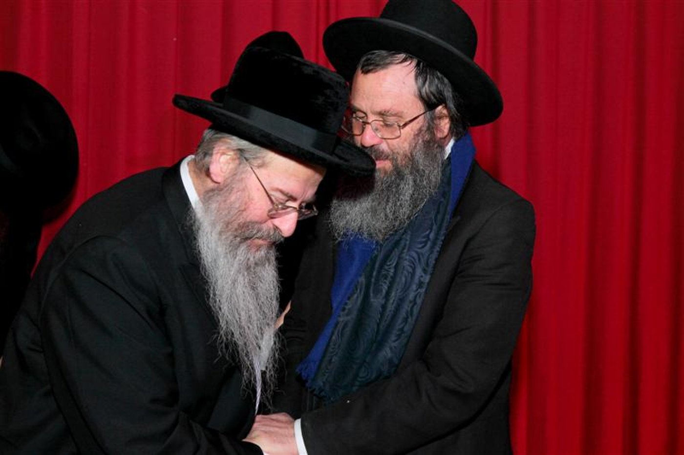 מרן ראש הישיבה ונשיא מוסדות יד מרדכי שבפריז מקבל את מרן ראש הישיבה הגר''ד כהן ר''י חברון כנסת ישראל
