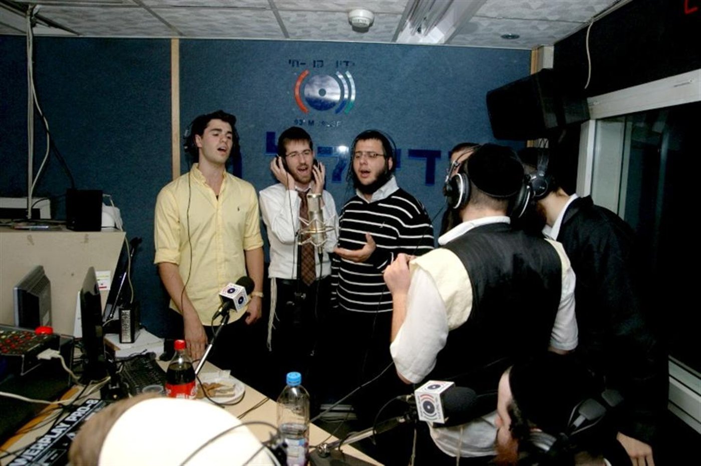 צפו בוידאו: יצחק מאיר השיק אלבום, ידידיה עשה כבוד