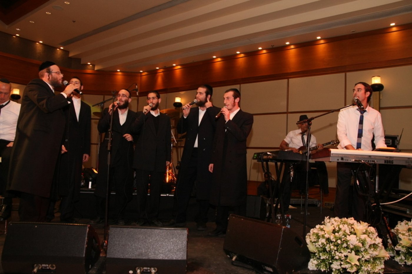 גלריה: חתונת בנו של הזמר דדי גראוכר
