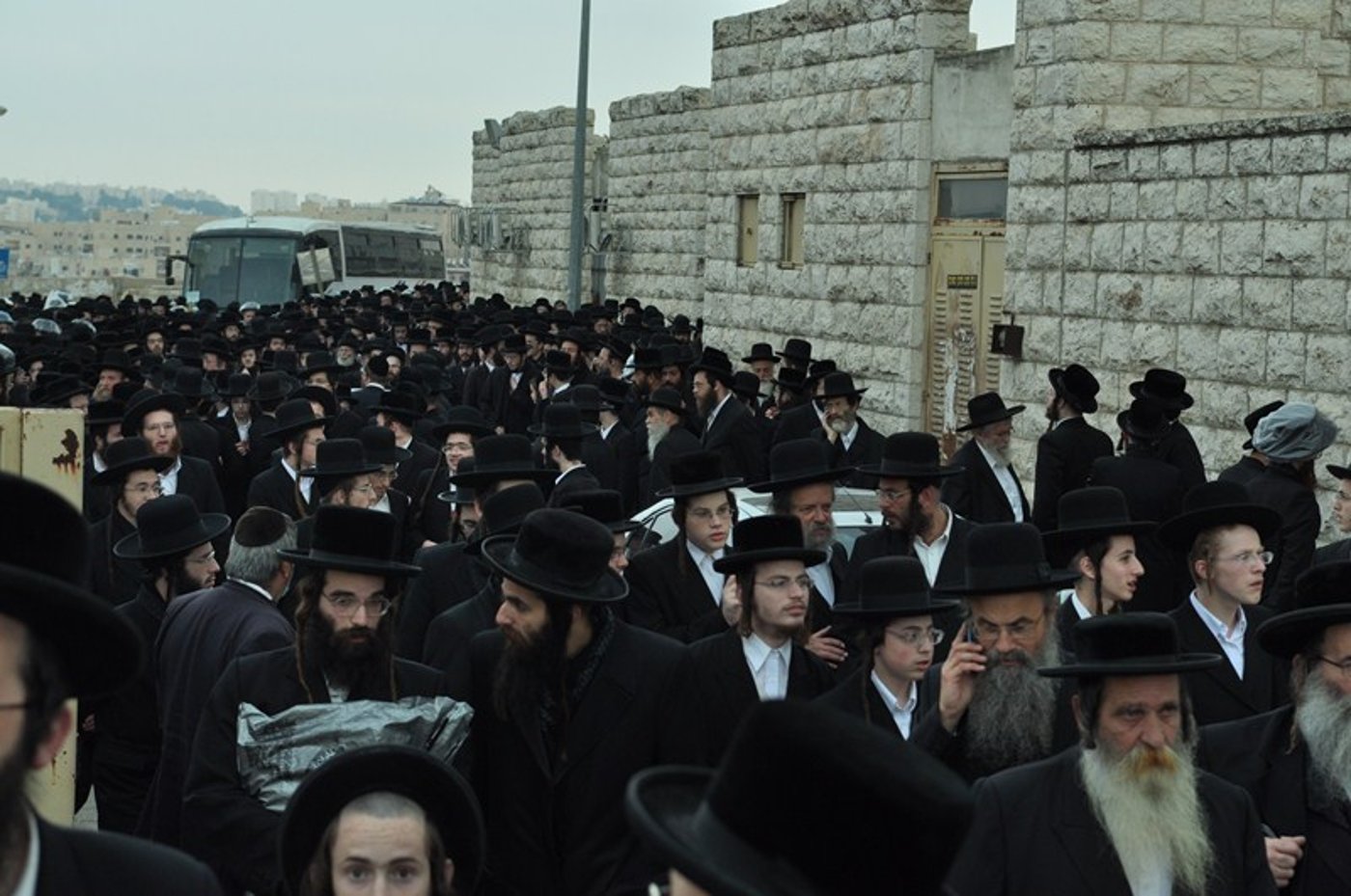 דרכו האחרונה: אלפים בהלווית גאב"ד קוממיות, הגרמ"מ זצ"ל