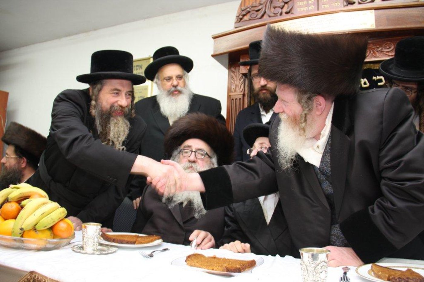 תיעוד: אירוסי נכדת האדמו"ר מרחמסטריווקא