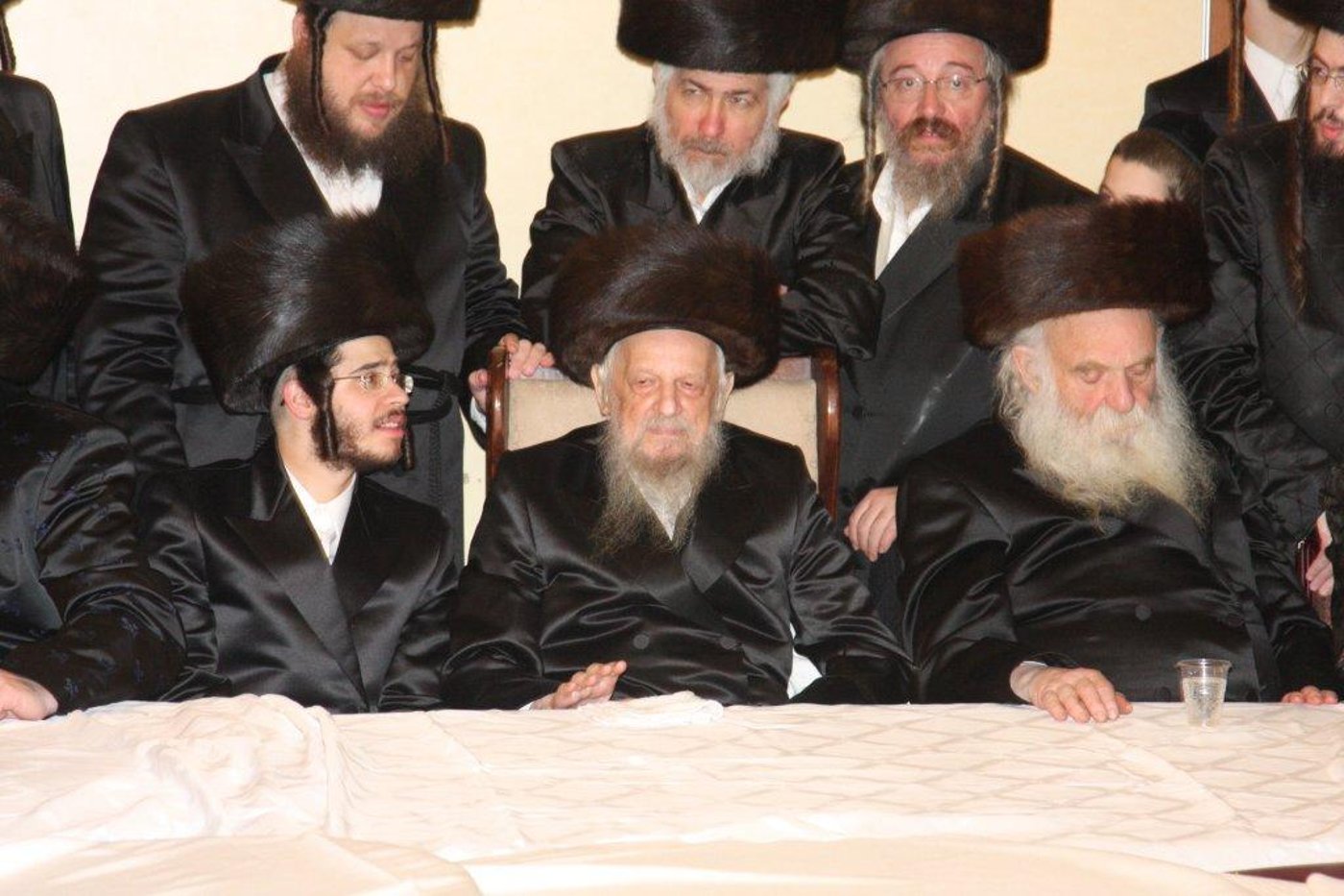 צפו בגלריה: חתונת נכד האדמו"ר מסערט ויז'ניץ זצ"ל