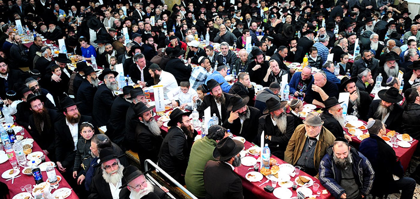 'ראש-השנה לחסידות': אלפים חגגו בהתוועדות בכפר-חב"ד