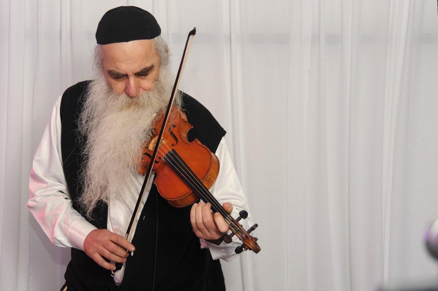 לבני חגגה עם חב"ד את הדפסת ספר התניא