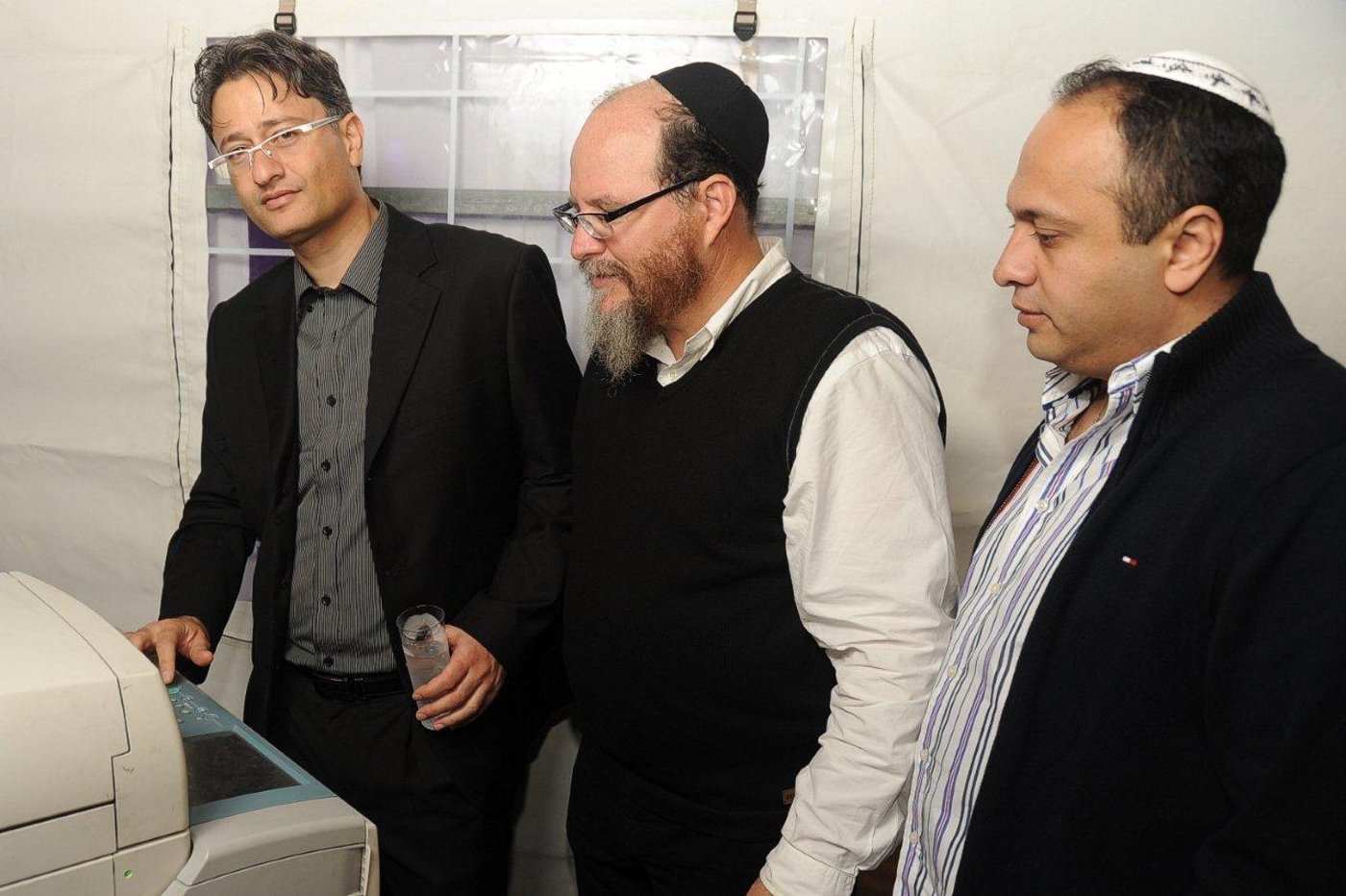 לבני חגגה עם חב"ד את הדפסת ספר התניא