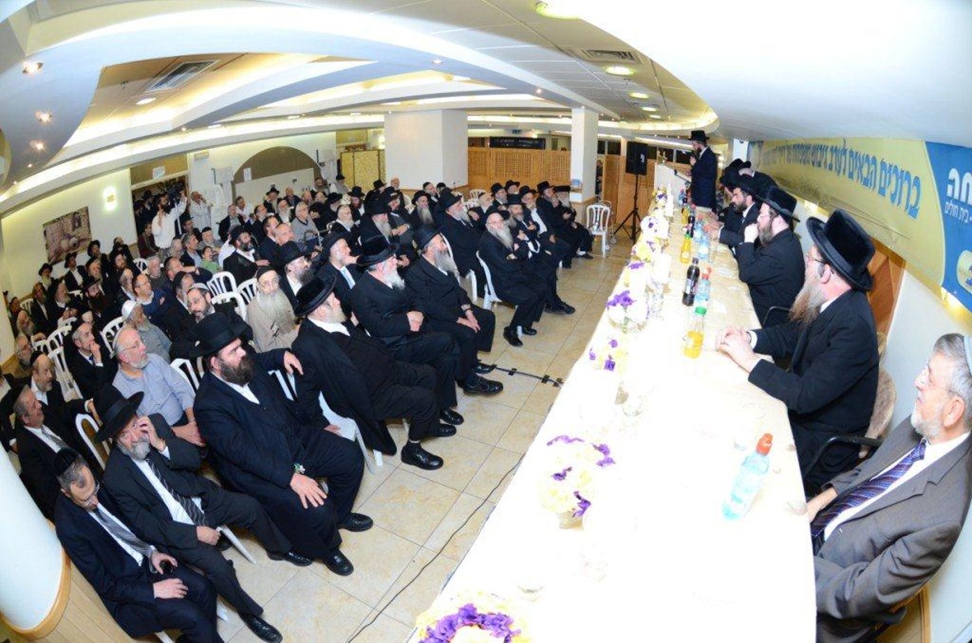 מסיבה חנוכה שאיחדה בין הורים לילדיהם