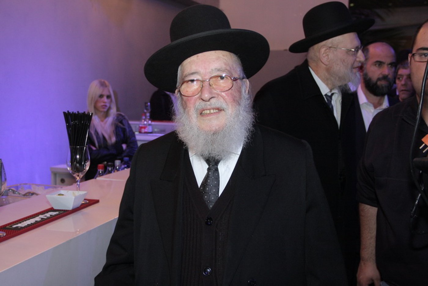 בעיצומם של ימי ההסתה: שרים ורבנים מחבקים את ראש-העיר