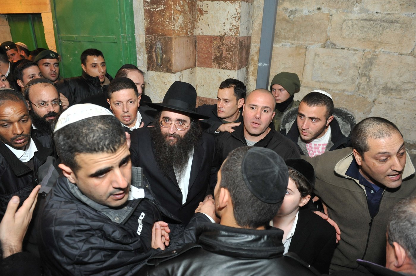צפו: המסע של האדמו"ר רבי יאשיהו פינטו לחברון