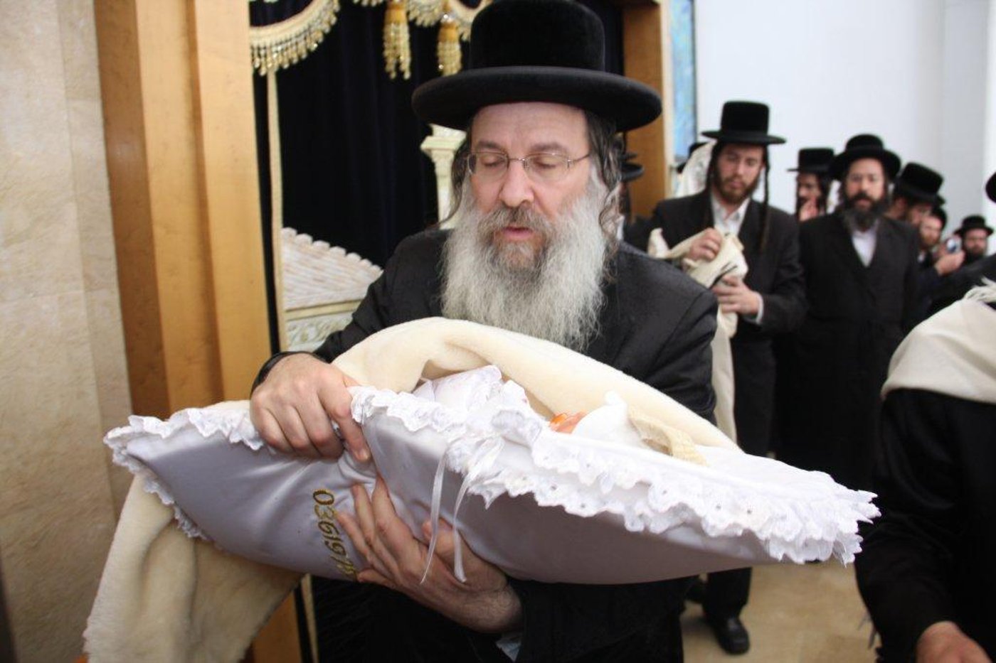 גלריה: ברית לנין האדמו"ר מנדבורנה