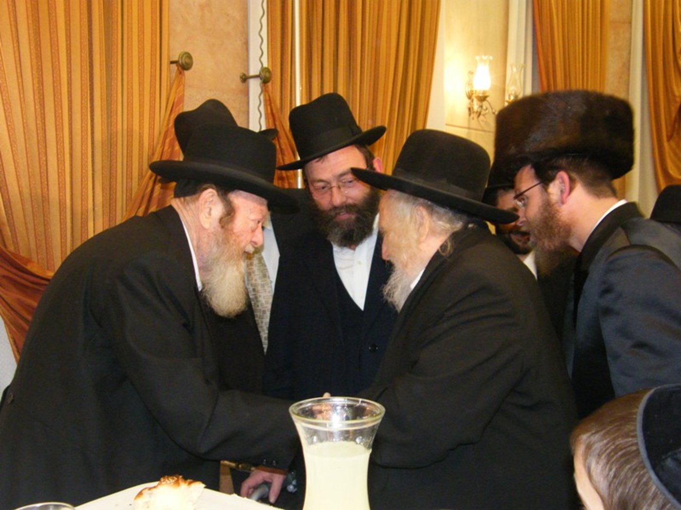במלאות ה'שבעה' לרבי ניסן אהרן טיקוצינסקי: גלריית תמונות מחייו
