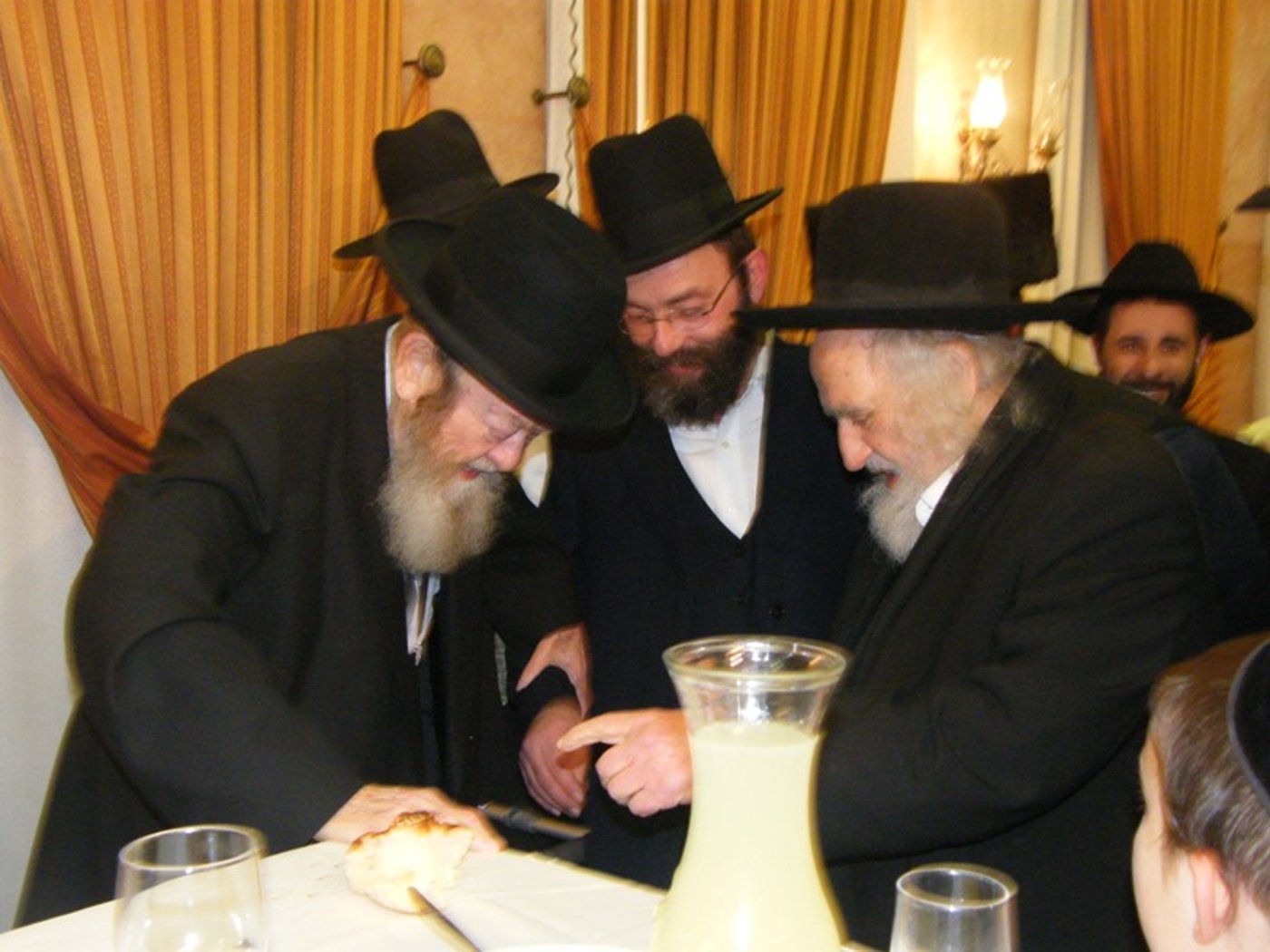 במלאות ה'שבעה' לרבי ניסן אהרן טיקוצינסקי: גלריית תמונות מחייו