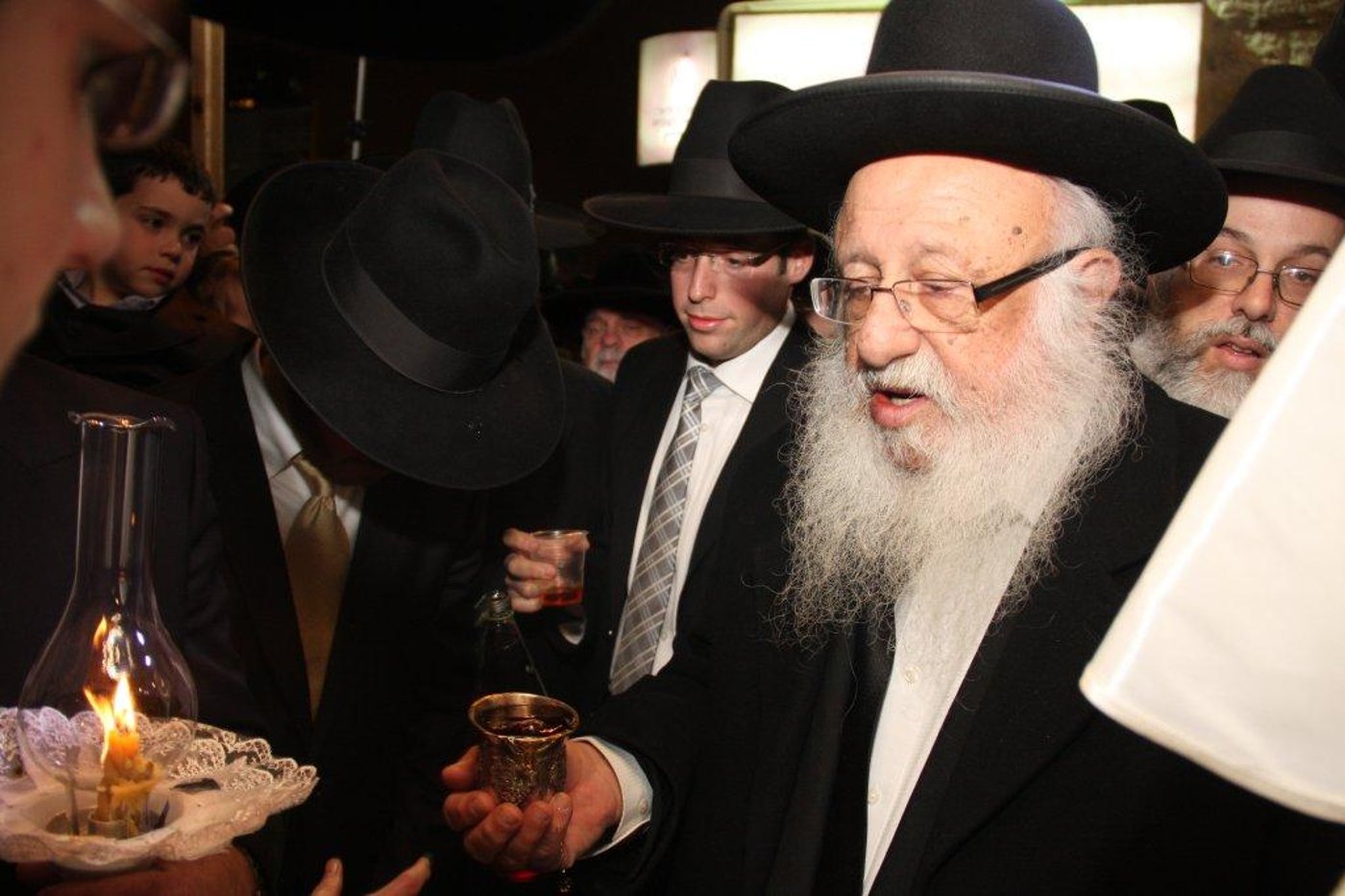 תמונות: חתונת נכדת ראש ישיבת פוניבז'