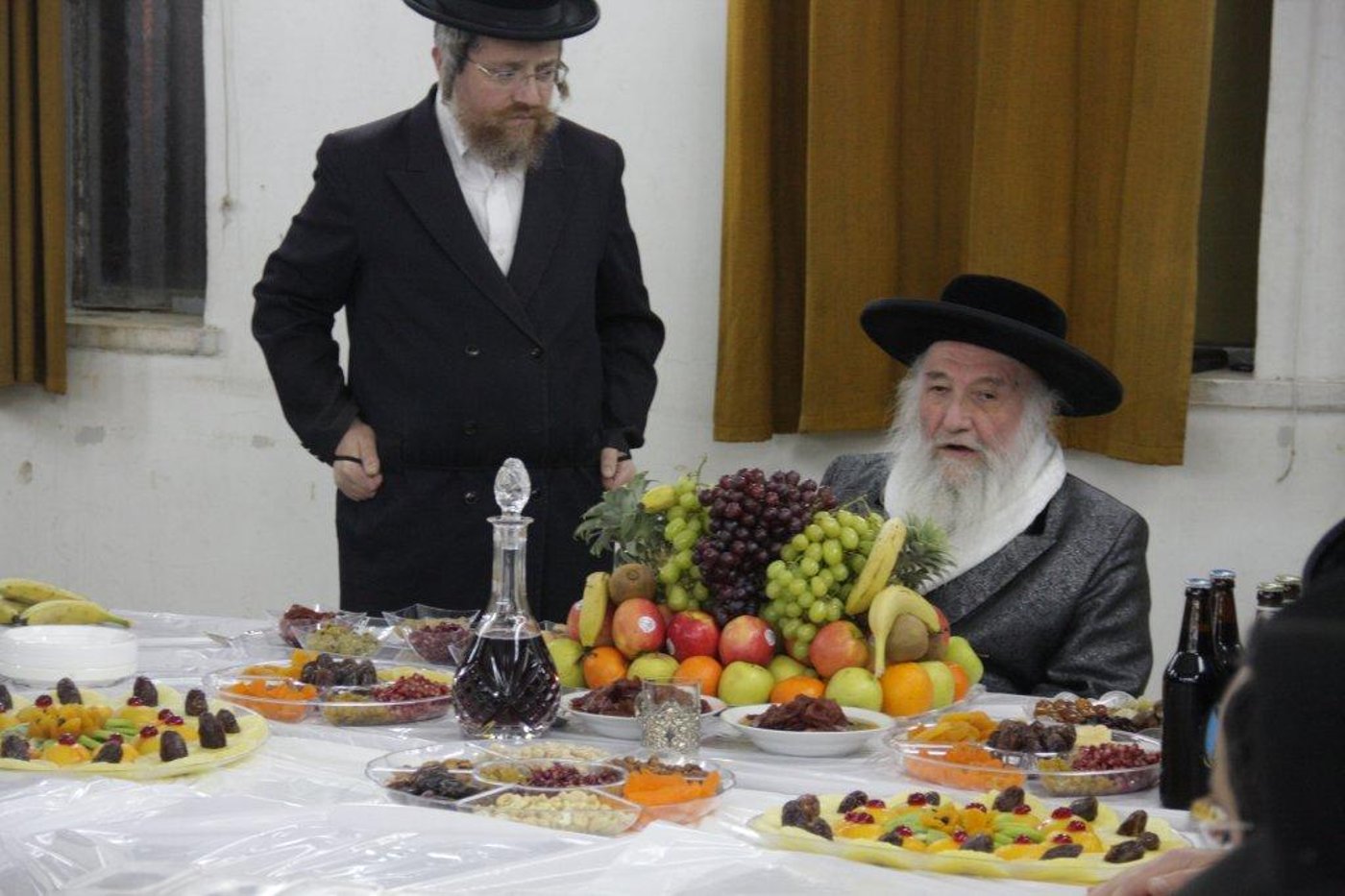 חקל תפוחין קדישין - טיש פירות בספינקא
