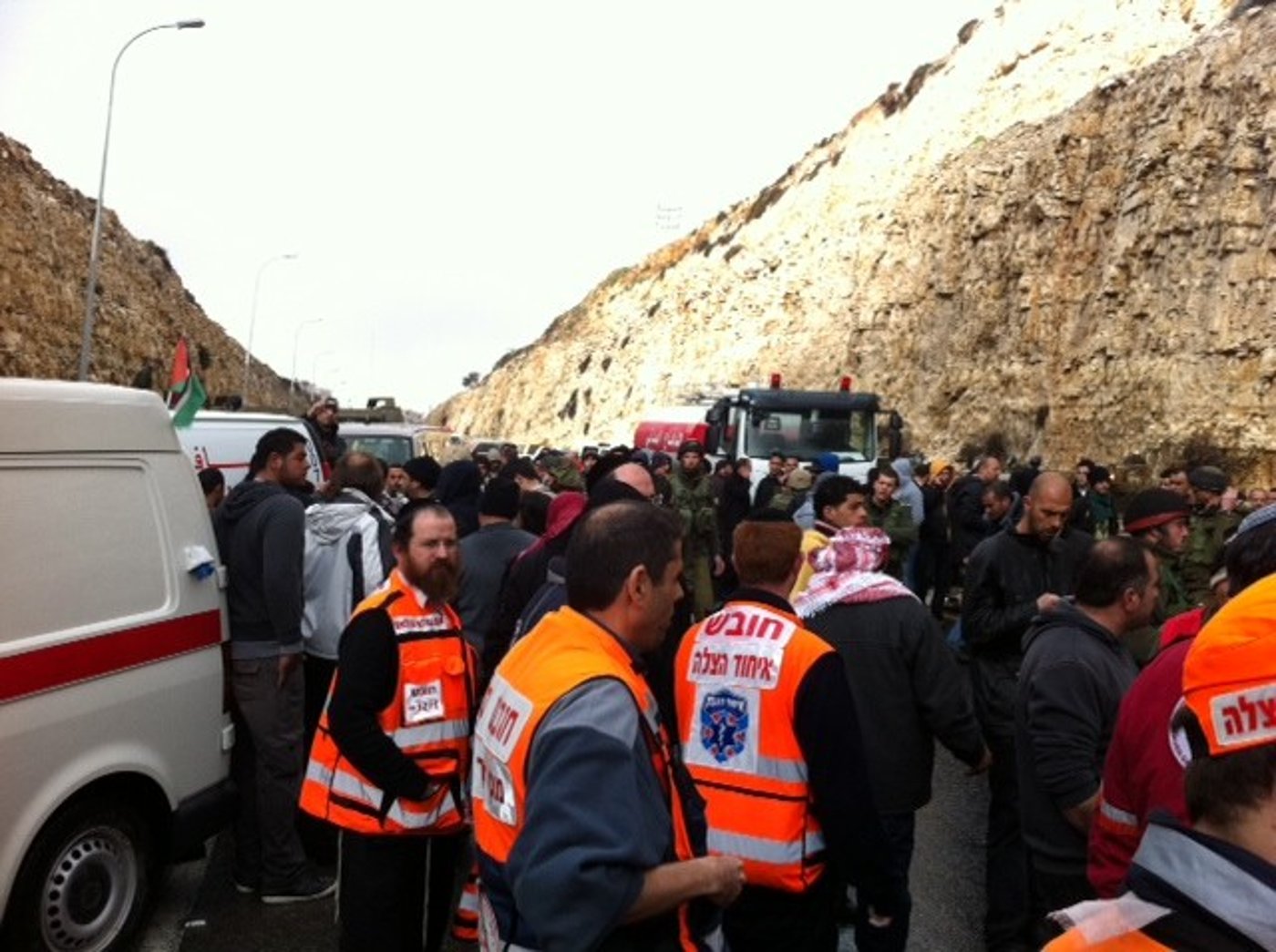 7 ילדים פלסטינים נהרגו בהתהפכות אוטובוס