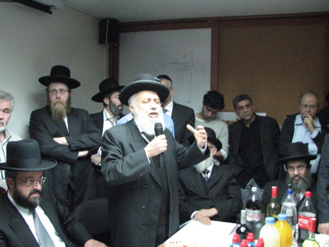 תמונות ניצחון: רבנים חדשים לפתח תקווה