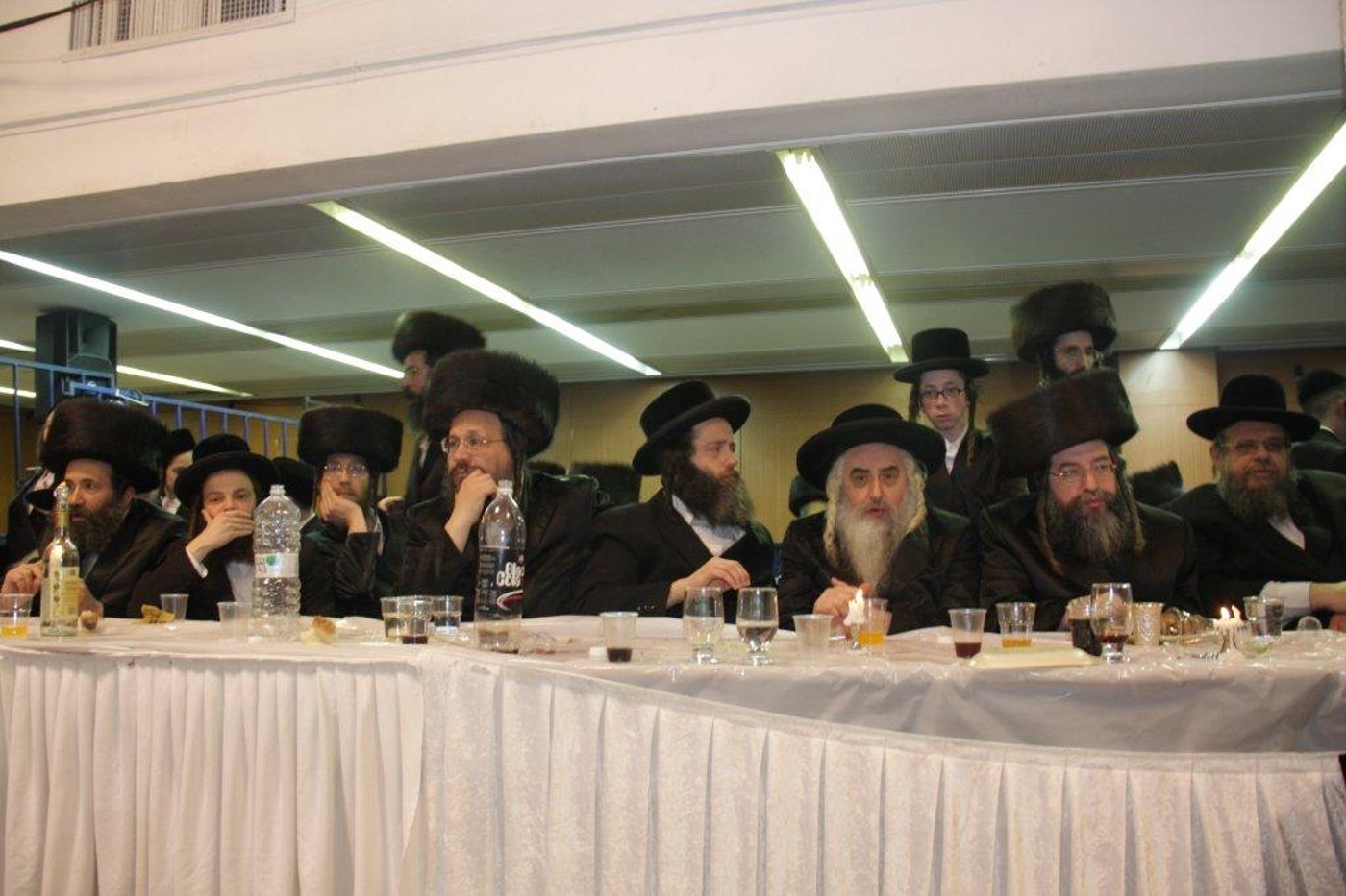 גלריה: חתונת נכדת האדמו"ר מנדבורנה