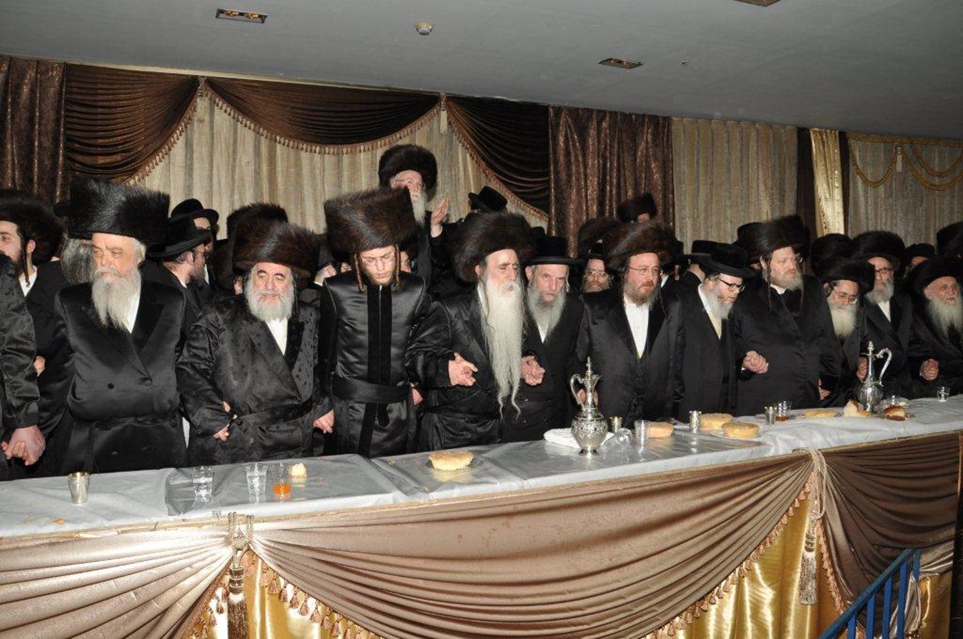 גלריית ענק: שמחת בית בעלזא-מכנובקא