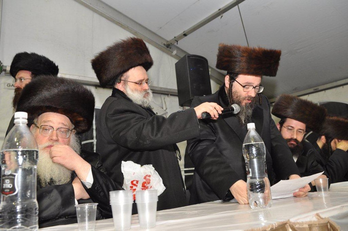 גלריית ענק: שמחת בית בעלזא-מכנובקא