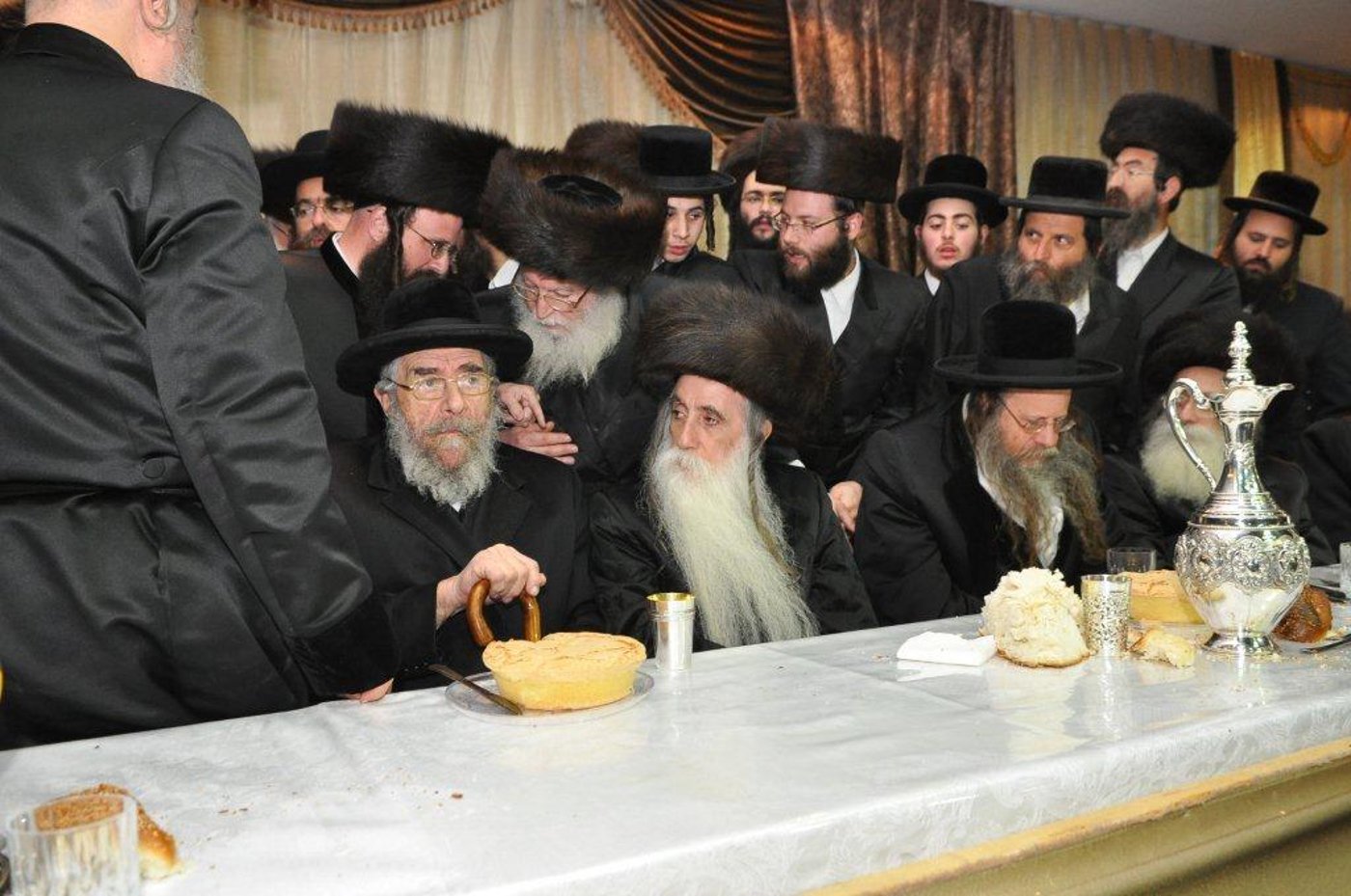 גלריית ענק: שמחת בית בעלזא-מכנובקא