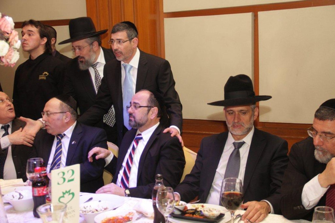 גלריית ענק: יהודה אבידן חיתן בת, כולם הגיעו לחגוג
