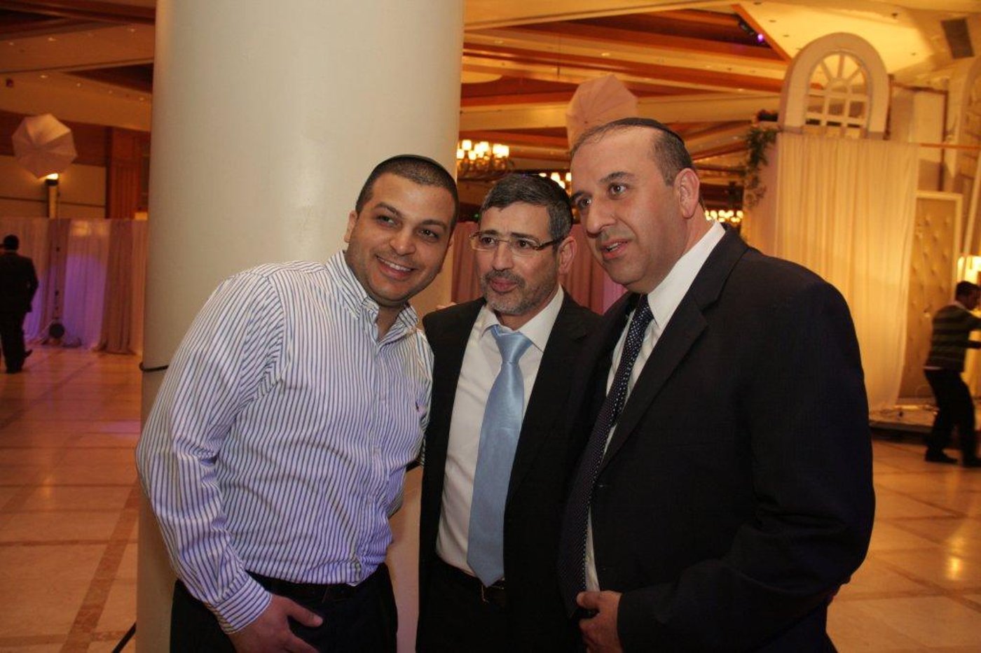 גלריית ענק: יהודה אבידן חיתן בת, כולם הגיעו לחגוג