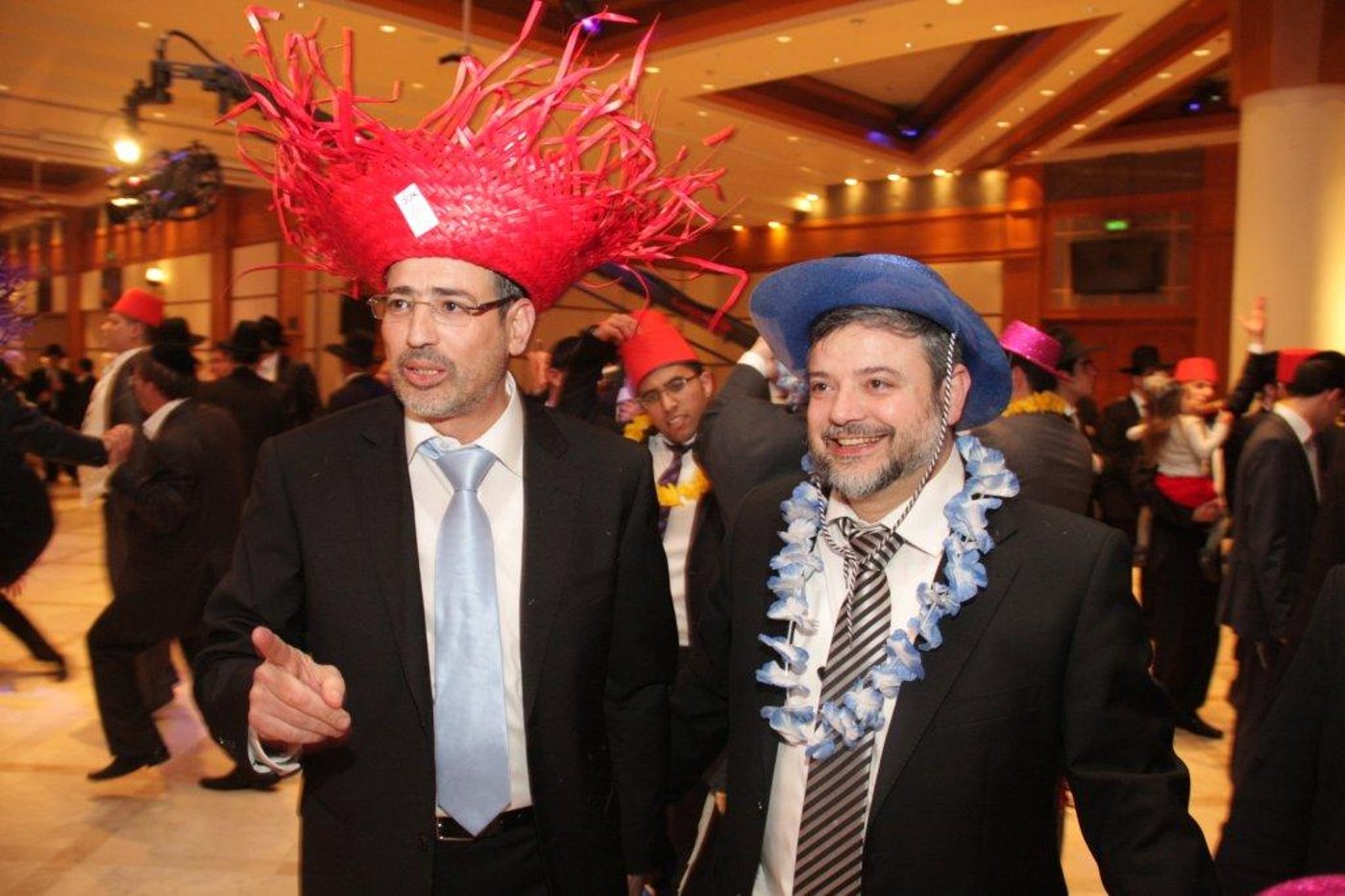 גלריית ענק: יהודה אבידן חיתן בת, כולם הגיעו לחגוג