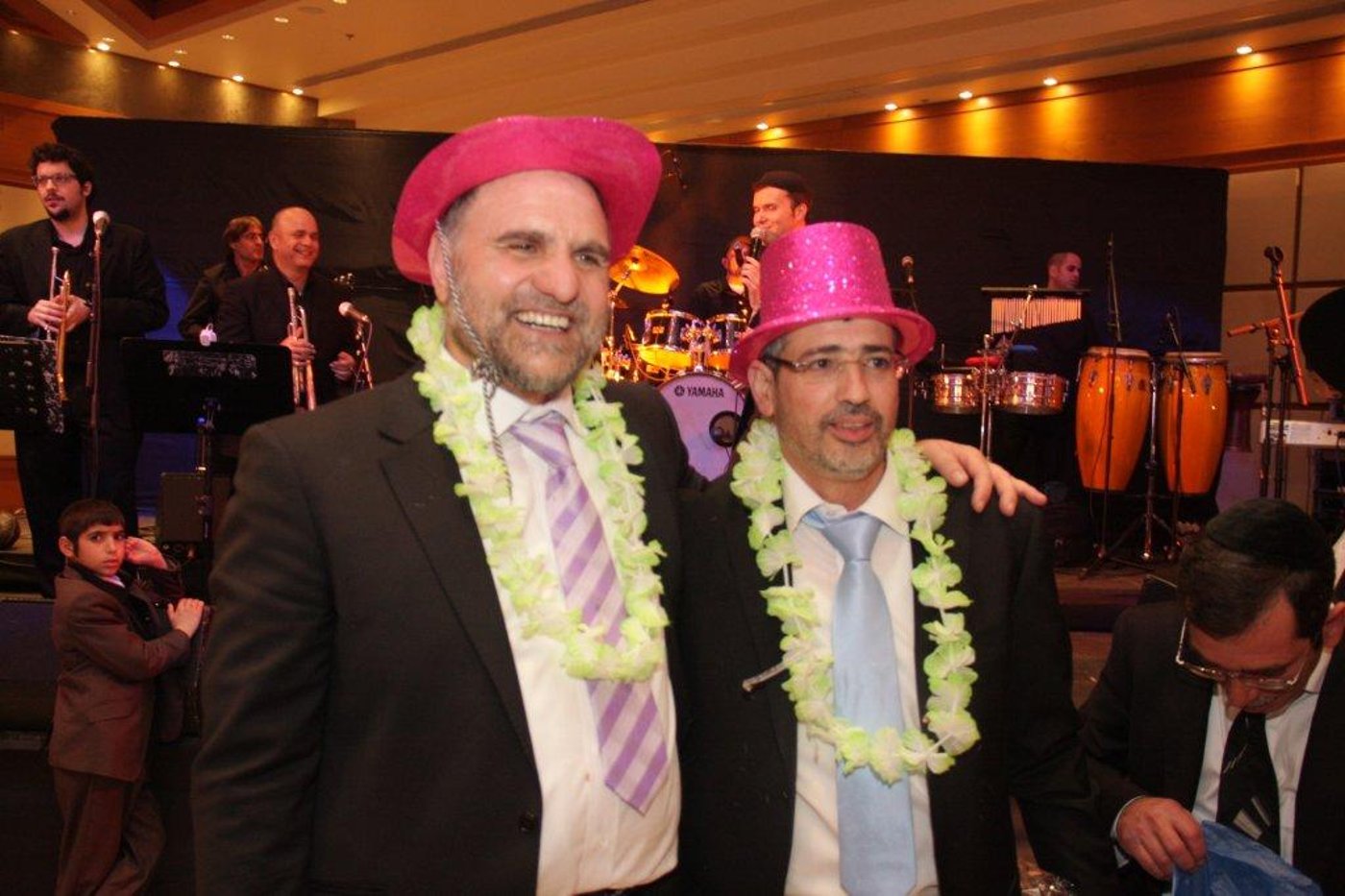 גלריית ענק: יהודה אבידן חיתן בת, כולם הגיעו לחגוג